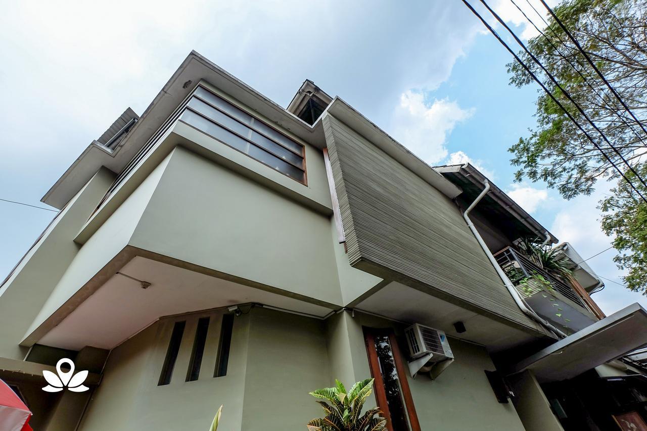 Zen Rooms Basic Sultan Tirtayasa Bandung Exterior photo